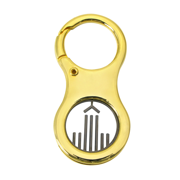 Spring Hook Coin Keychain is easy to carry during shopping.