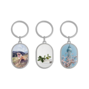 Put the photos you liked on Capsule Shaped Metal Keychain
