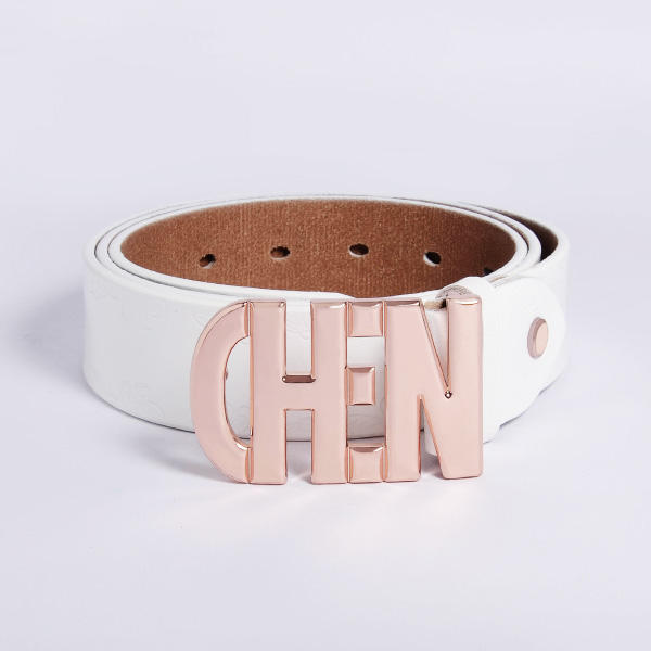 Pink Custom Letter Belt Buckle with the white belt looks cute and young.