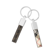 Zinc Alloy Leather Keychain comes in a variety of leather textures.
