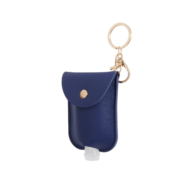 The Leather Keyring is easy to hang on the bag thanks to the ring.